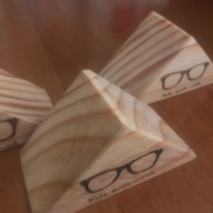 Exhibidor de Lentes madera